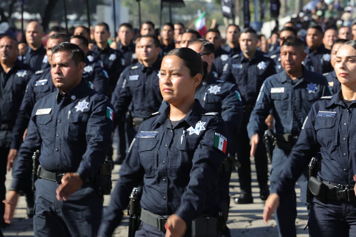 Tijuana proyecta alza salarial del 16 % para policías municipales