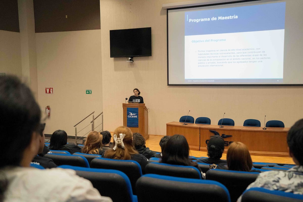 Como una estrategia para promocionar el posgrado en CICESE recibió a 96 universitarios en la 12ª. edición de la Escuela de Otoño en Ciencias de la Computación. Foto: Cortesía