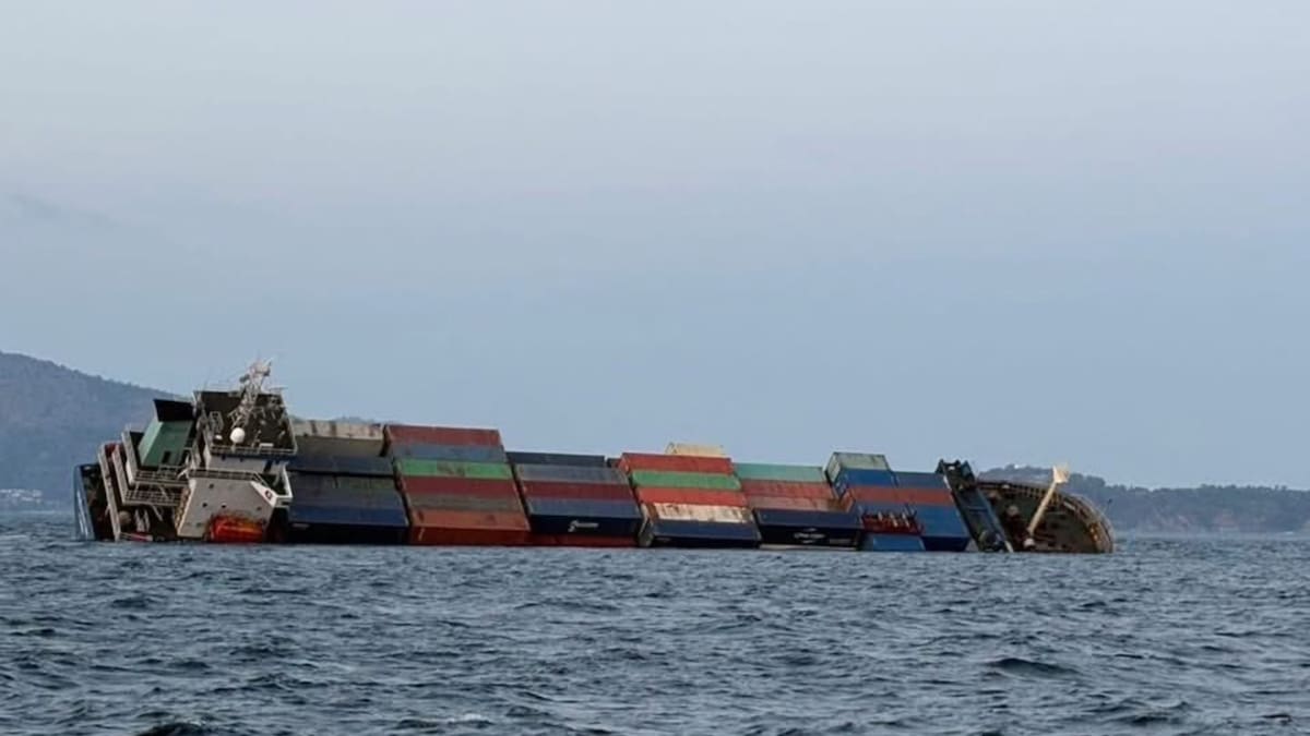 Un carguero con contenedores de materiales peligrosos se hunde frente a la costa de Tailandia y provoca una alerta ambiental por derrame de petróleo que amenaza ecosistemas y navegación en el sureste asiático