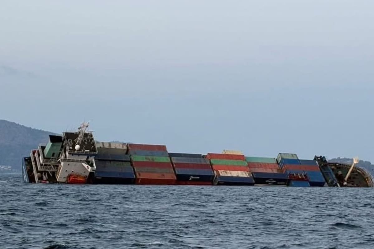 Un carguero con contenedores de materiales peligrosos se hunde frente a la costa de Tailandia y provoca una alerta ambiental por derrame de petróleo que amenaza ecosistemas y navegación en el sureste asiático