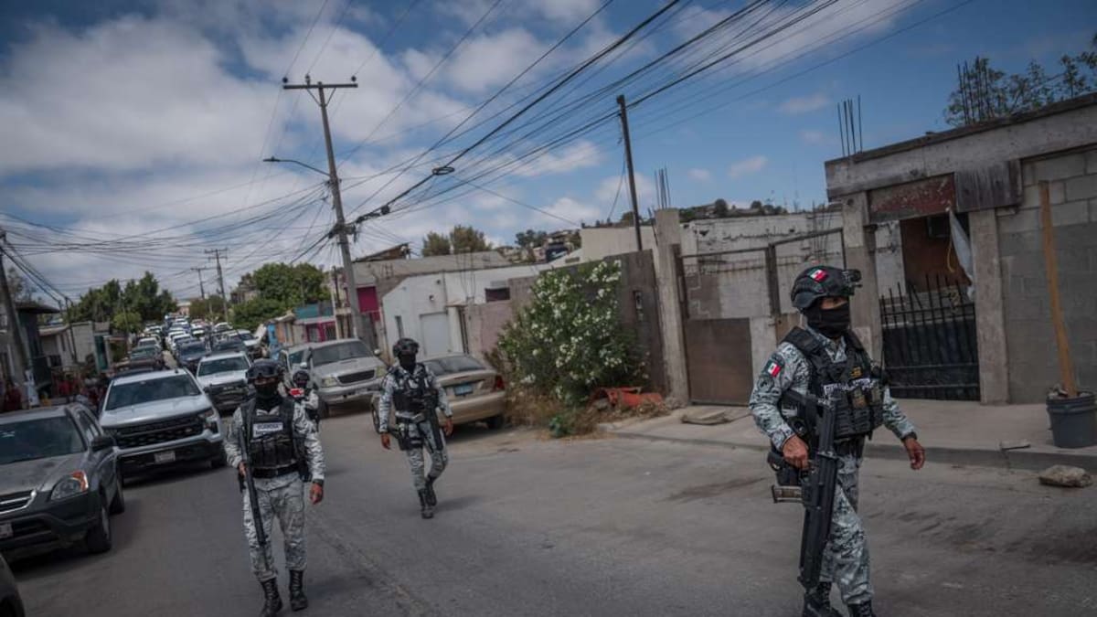 Megaoperativo en San Antonio de los Buenos moviliza a más de 30 unidades tras reporte de balacera en Tijuana