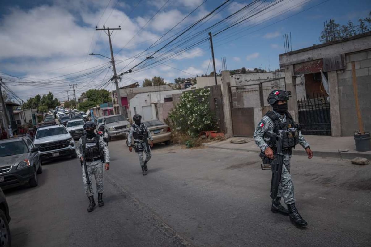 Megaoperativo en San Antonio de los Buenos moviliza a más de 30 unidades tras reporte de balacera en Tijuana