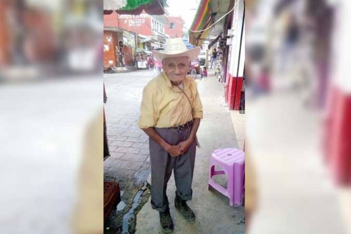 "¿Ya salí yo ahí?": Señor mayor se emociona por salir por primera vez en Facebook y se vuelve viral