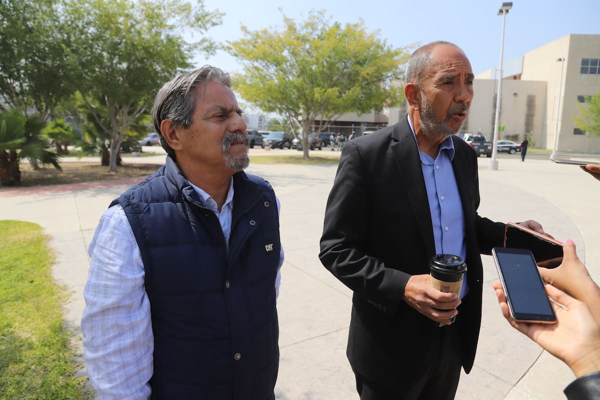 Prefieren buscar a sus desaparecidos que acudir al informe de gobierno