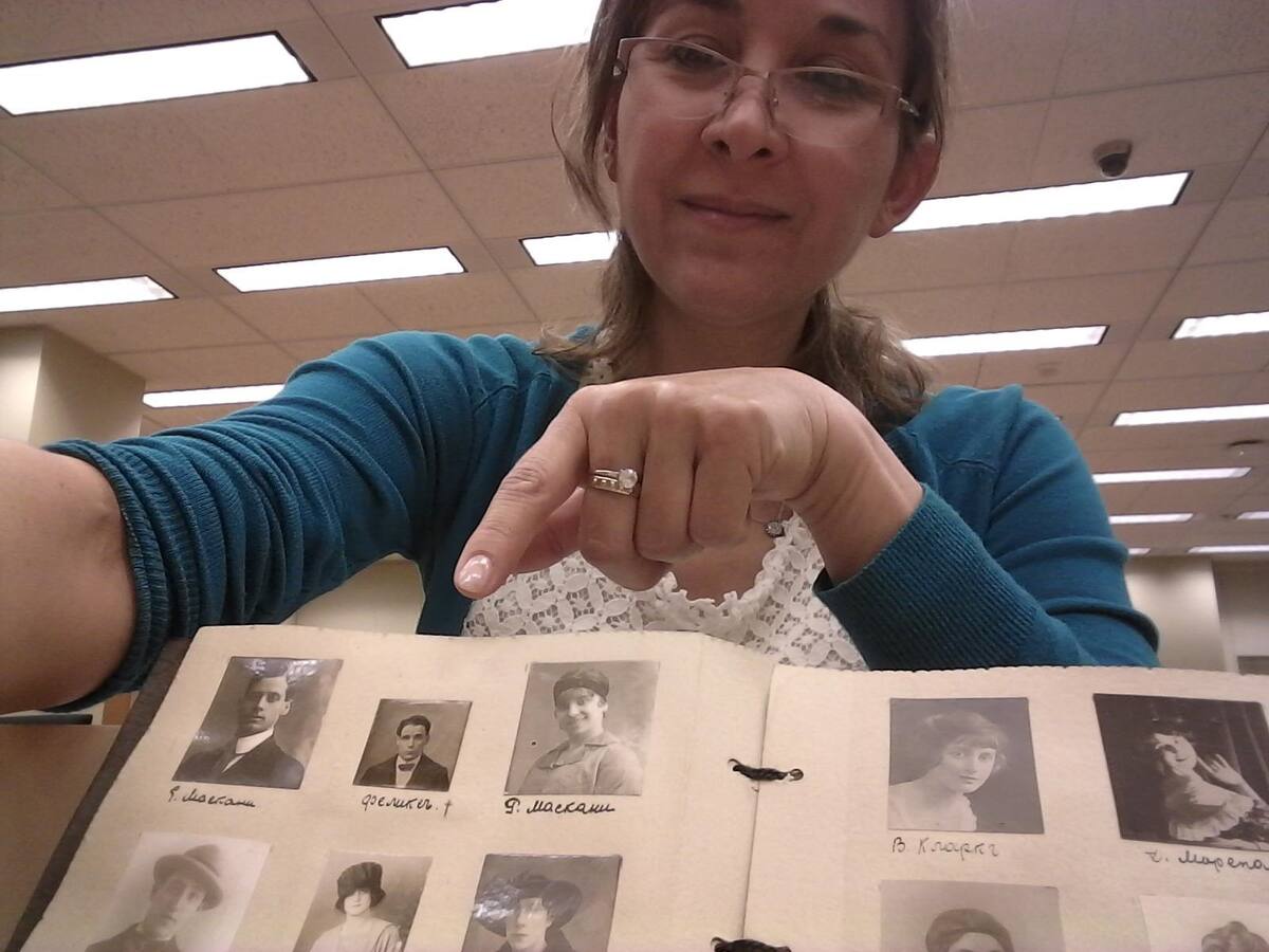 Gracias a su investigación, Gabriela pudo ‘darle rostro’ a ‘Felipe, El Loco’, cuyo nombre fue en realidad Félix. FOTO: ALEXANDRA VAINSHTEIN