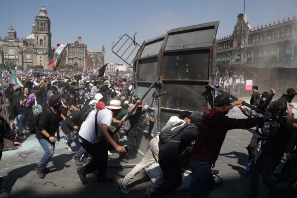 Vinculan a proceso a tres detenidos tras la marcha de la Generación Z; cinco más quedan en prisión preventiva