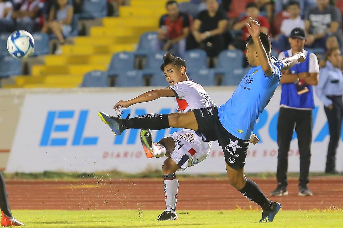 Cimarrones derrota a Venados y salta al subliderato