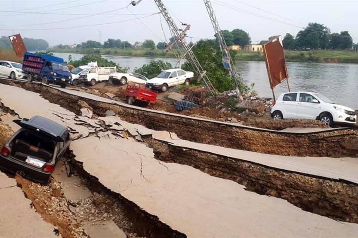 VIDEO: Fuerte sismo de 5.8 grados deja al menos 19 muertos y 300 heridos en Pakistán
