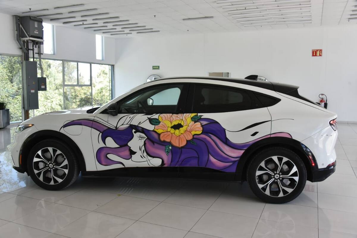¡Orgullo mexicano! Así es el primer auto hecho 100% por mujeres en el mundo