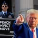 Mayor de la Fuerza Aérea de EEUU termina arrestado por protestar en uniforme contra Trump en las escalinatas del Capitolio