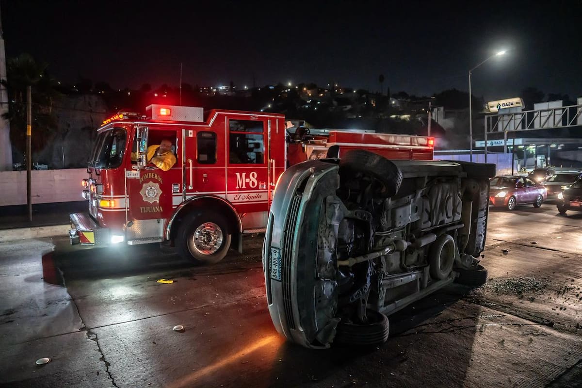 Accidente sobre el bulevar Manuel J. Clouthier deja sin lesiones a un hombre de 72 años