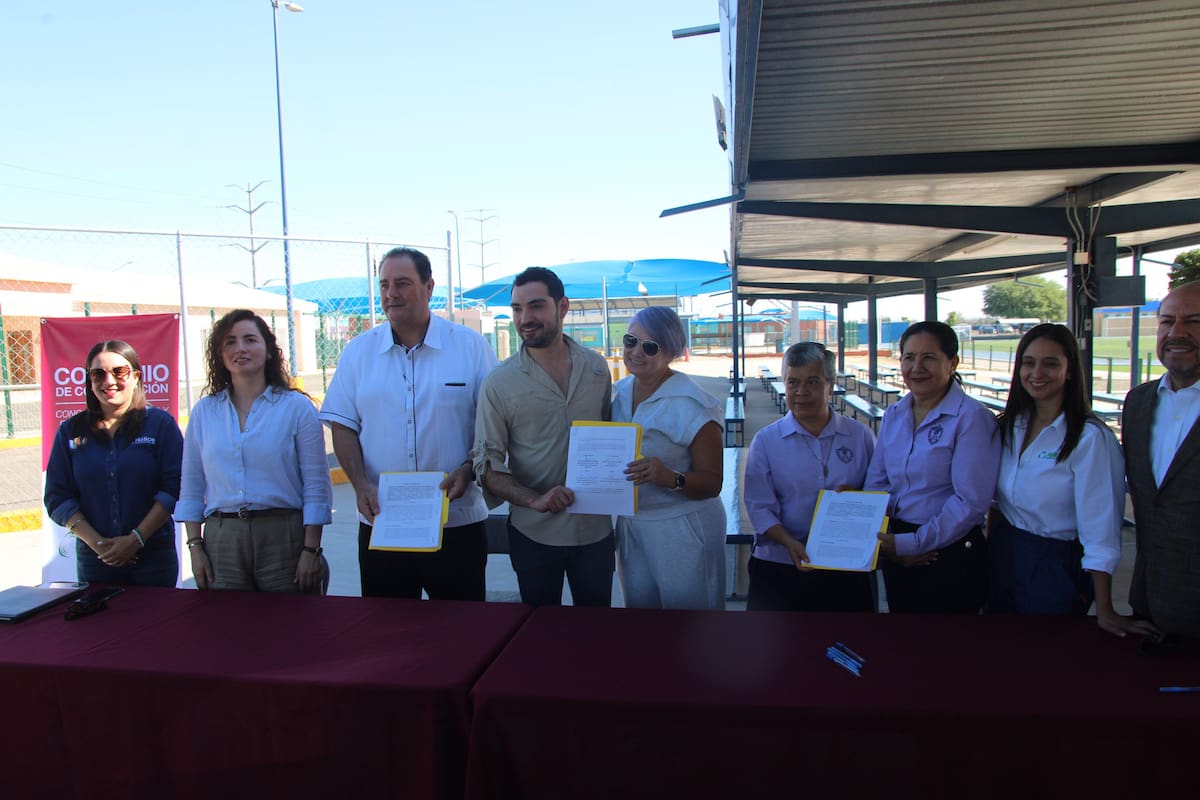 Congreso firma convenio con Fundación Hélice