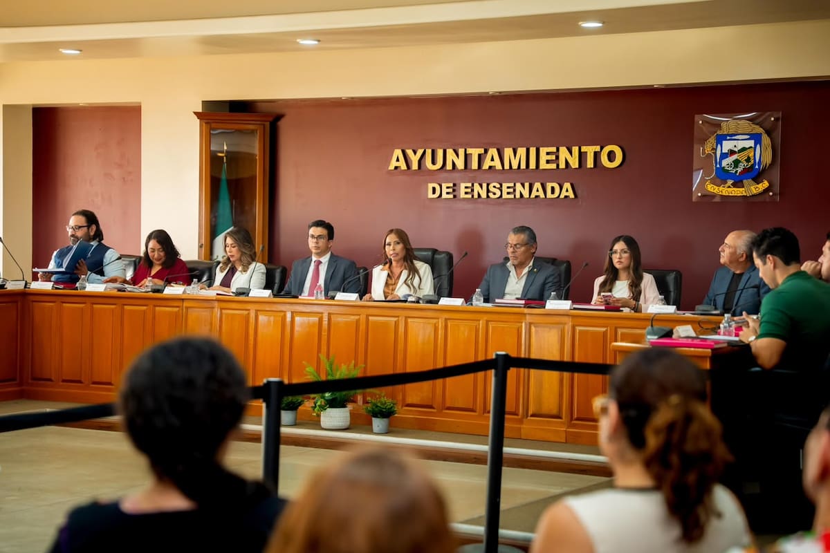 Cuestionan regidores pendientes y falta de resultados en segundo informe de Agatón