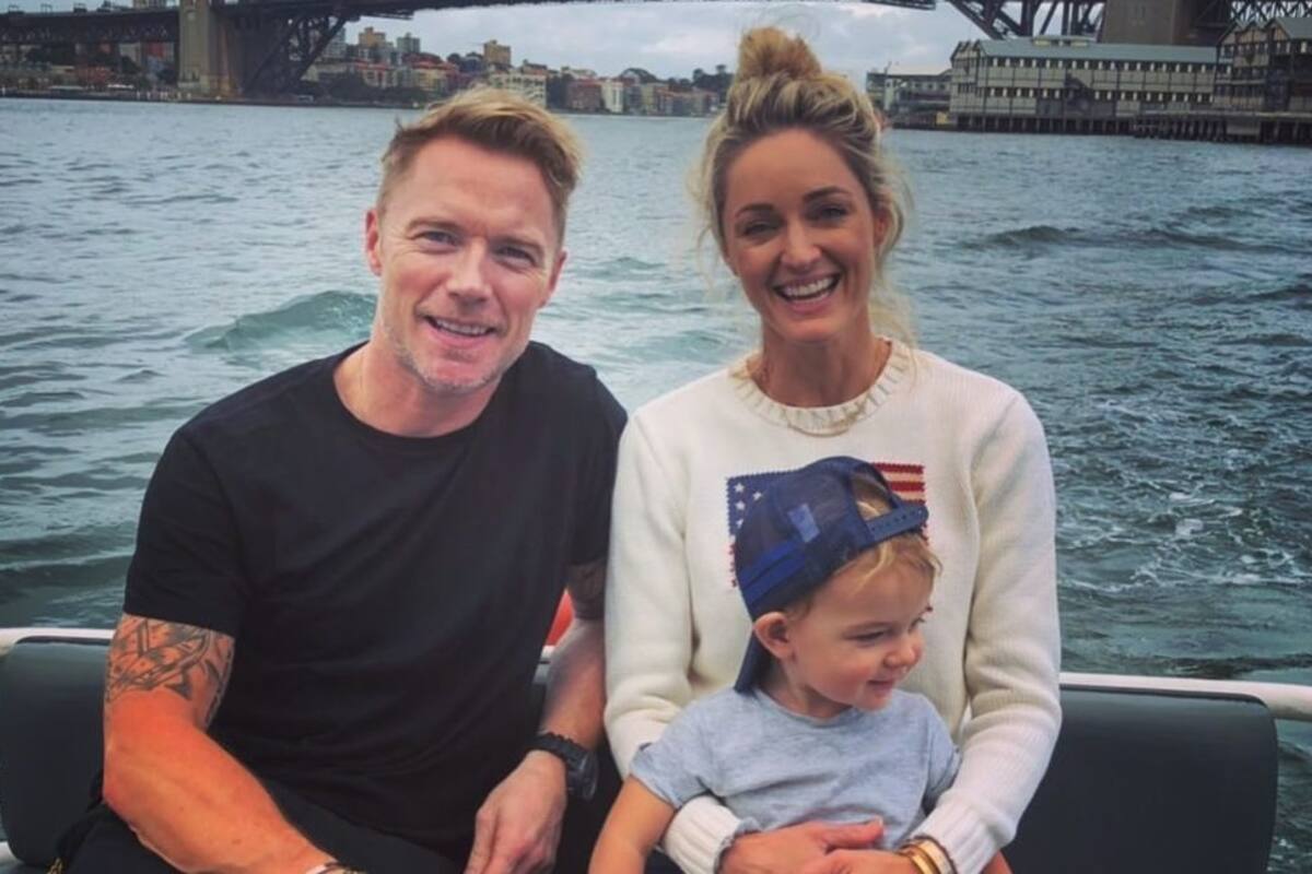 El hijo de 4 años de Ronan Keating fue trasladado de emergencia a un hospital; el cantante reveló que “está muy preocupado”