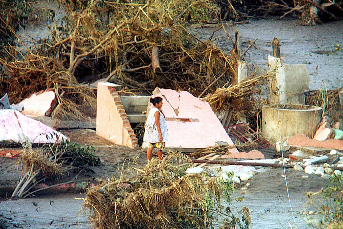 Desborde de río deja 2 mil casas afectadas en Veracruz