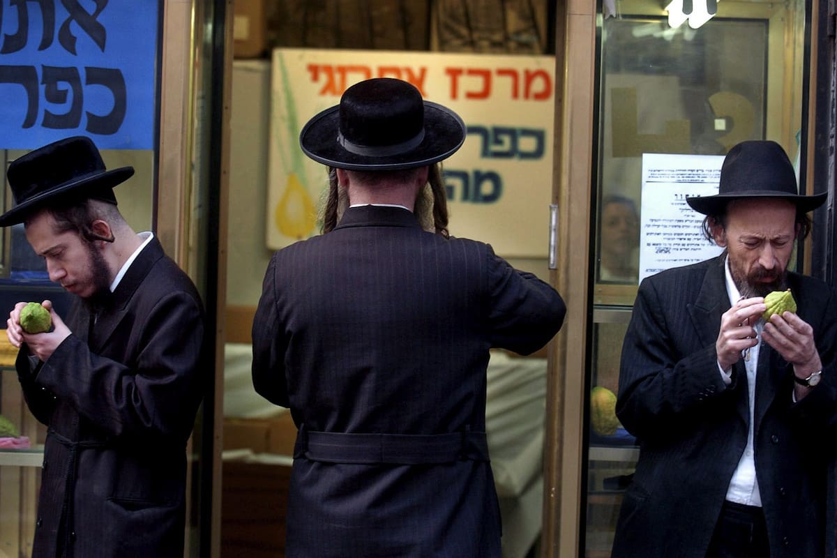 Crecen los reportes de actos antisemitas en Francia y Bélgica