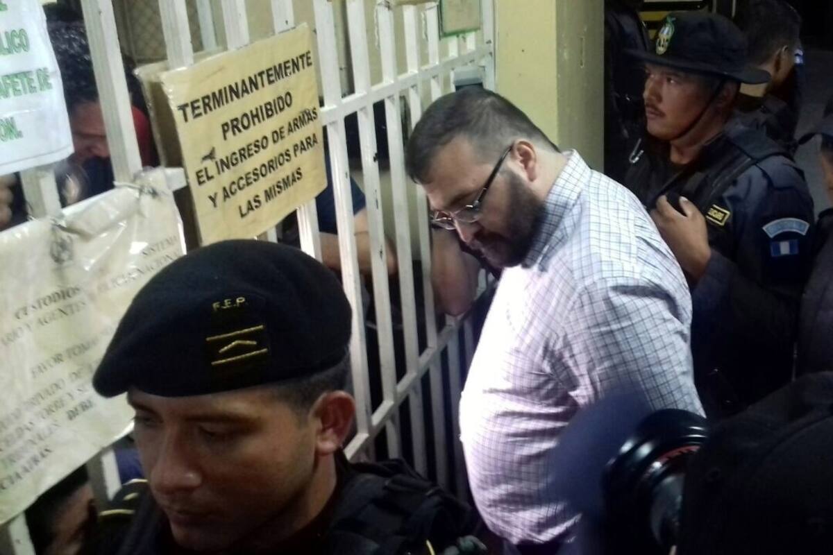 Javier Duarte ya puede solicitar libertad condicional; cumple la mitad de su condena