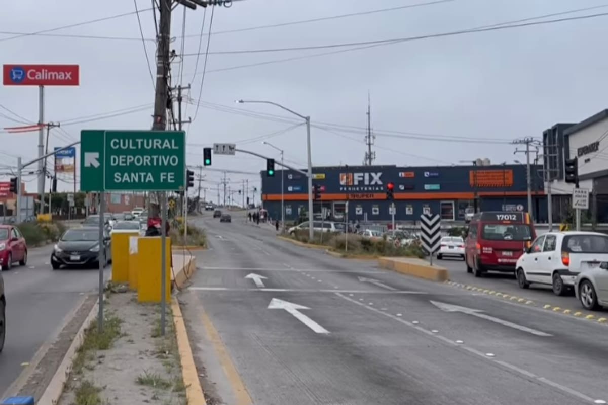 Ajustan semáforos en Santa Fe para reducir tiempos de salida