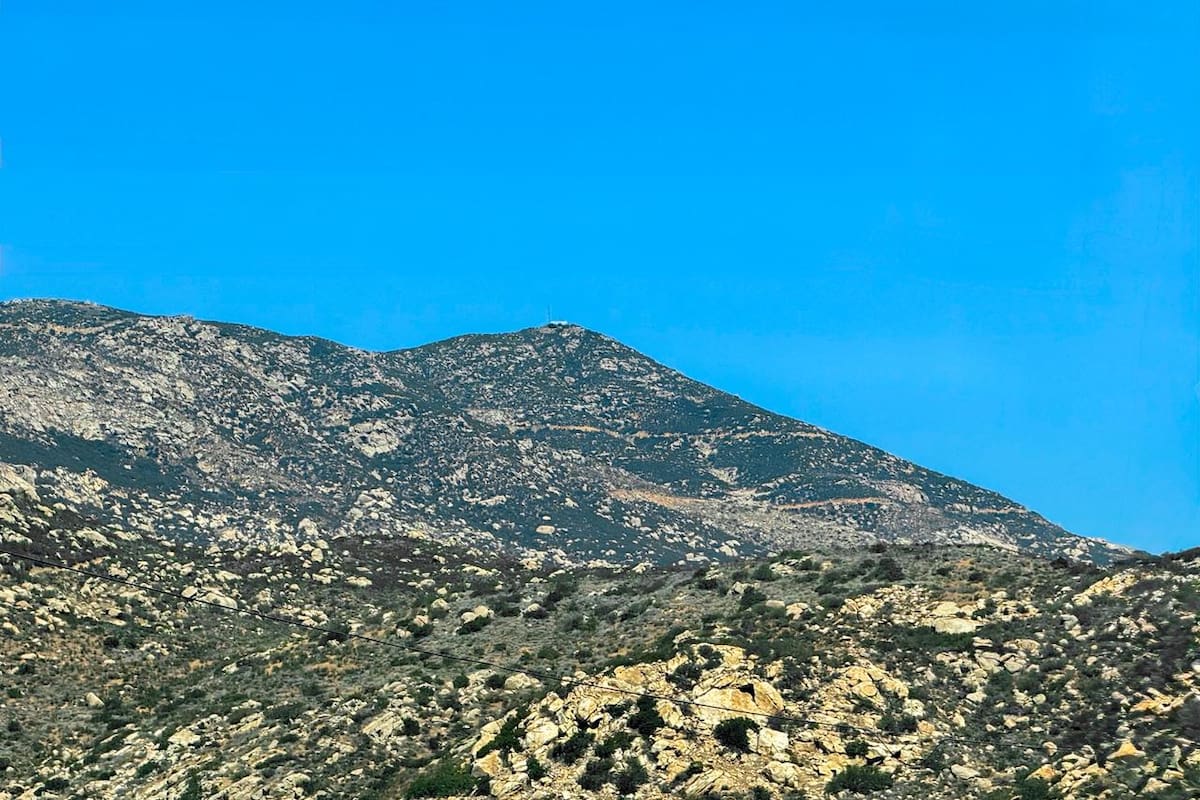 Autoridades dan seguimiento a obras fronterizas en el Cerro Cuchumá por su impacto ambiental y cultural