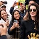 “Estoy encantada de estar aquí”: Anne Hathaway enamora a México con visita a la Casa Azul y un español casi perfecto