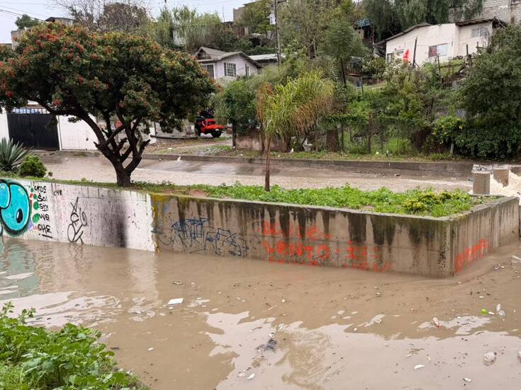 Lluvias y frío reciben el Año Nuevo en Tijuana
