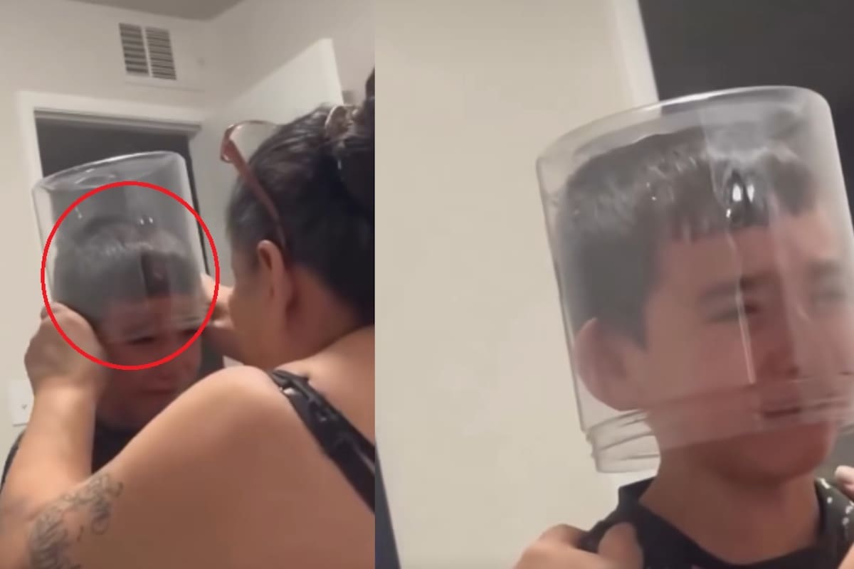 Niño queda atorado con la cabeza en un bote y rompe en llanto cuando su mamá no logra ayudarlo