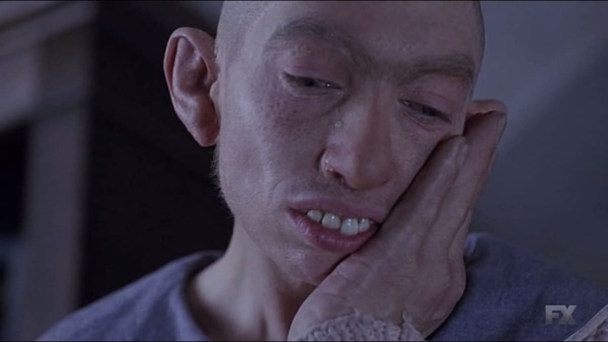‘Orphans’ (Temporada 4: ‘Freak Show’, Episodio 10)