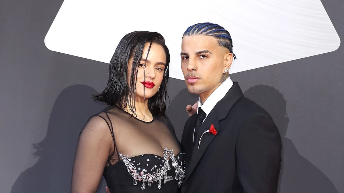 Rosalía y Rauw Alenadro rompieron en 2023 | Cuenta de X: @ikerbeceiro