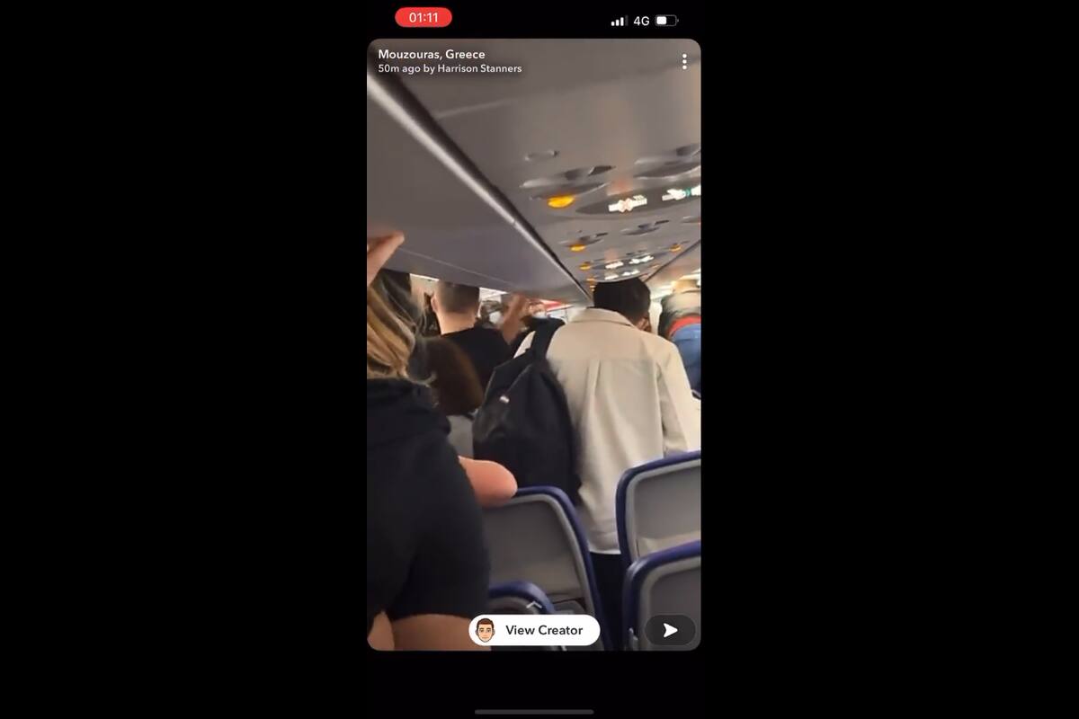 Pasajeros se pelean en un vuelo; piloto intenta separarlos y termina golpeado