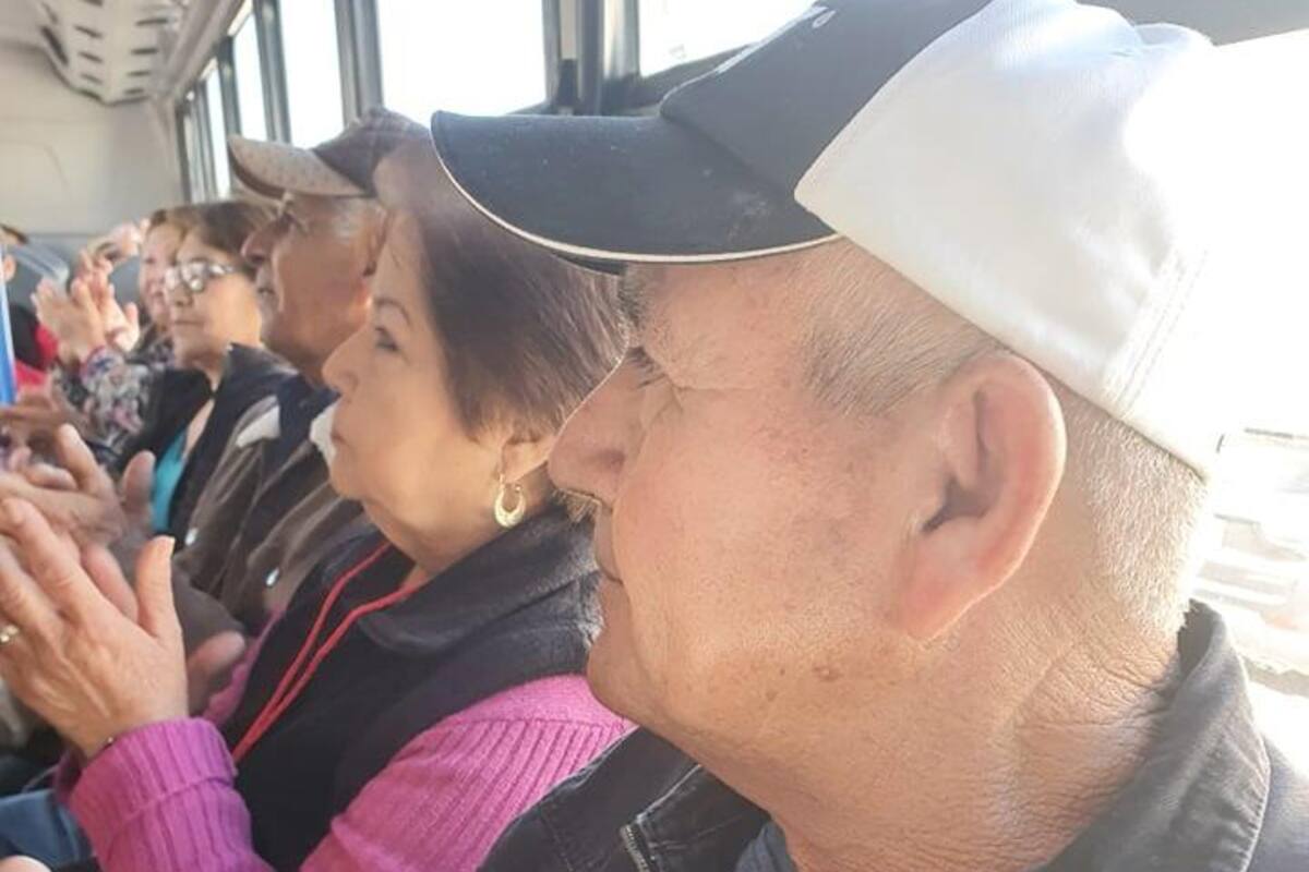 Cumple don Jesús su sueño de asistir al FAOT