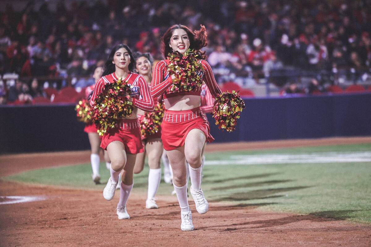 Disfrutan la fiesta de los Playoffs
