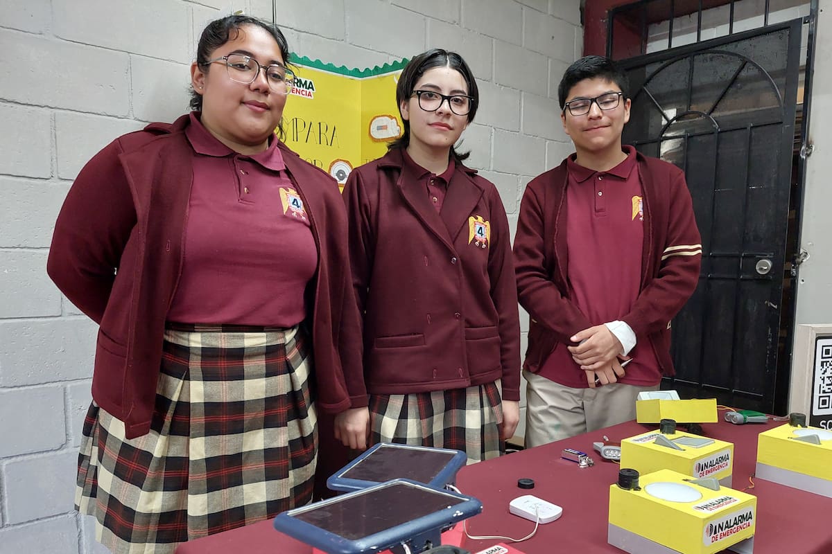 Crean estudiantes alarma solar que detecta fugas de gas, sismos y temblores