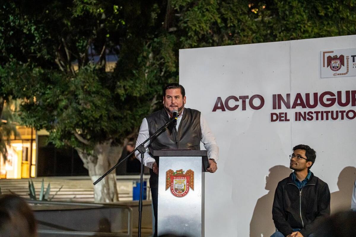 El Ayuntamiento de Tijuana instaló alrededor de 73 luminarias en los alrededores del Instituto Tecnológico de Tijuana para ofrecer trayectos más seguros a la comunidad estudiantil. Foto: Border Zoom