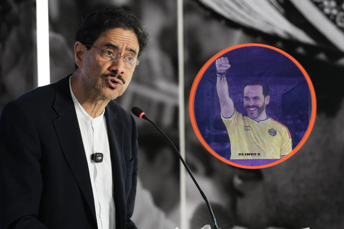 Iván Cepeda amenaza con “desobediencia civil” si Abelardo de la Espriella no renuncia a su ciudadanía estadounidense