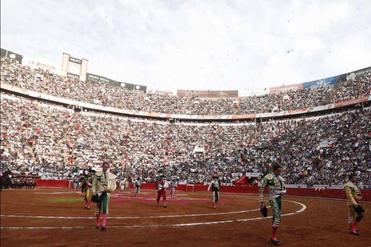 Sí habrá corridas de toros este domingo y lunes en Plaza México: Tribunal Colegiado