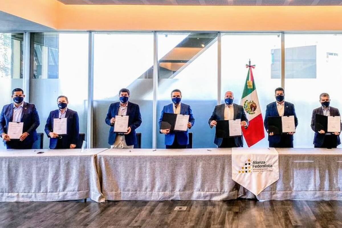 Firman gobernadores aliancistas controversia constitucional contra Gobierno federal de AMLO