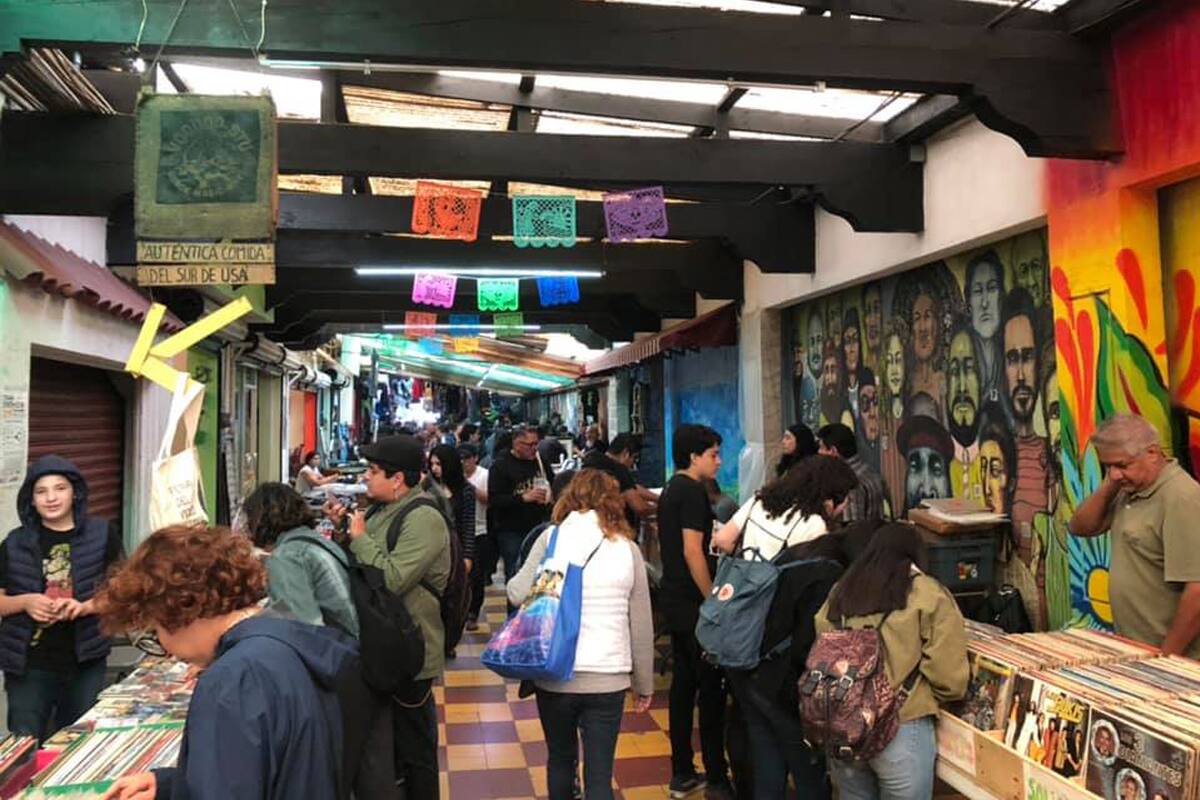 Regresan los vinilos al Pasaje Rodríguez en Tijuana