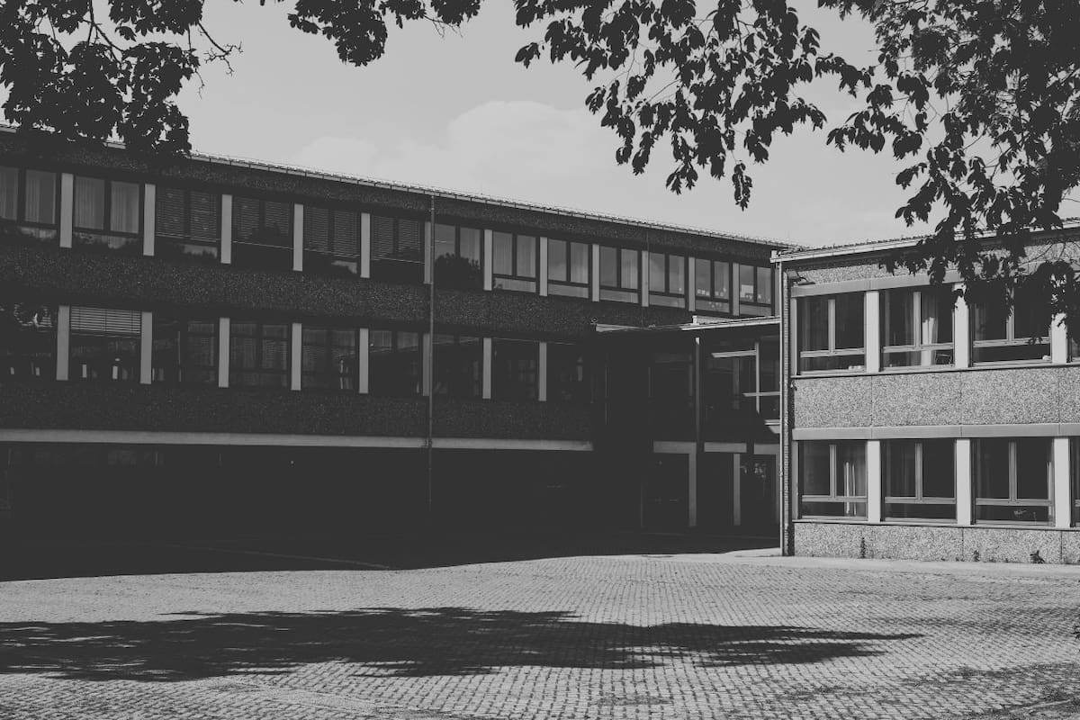 Una estudiante pierde un ojo tras riña en secundaria de Piedras Negras; padres exigen justicia