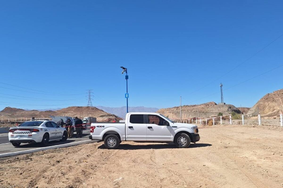Dejan cadáver a un costado de carretera a Tijuana
