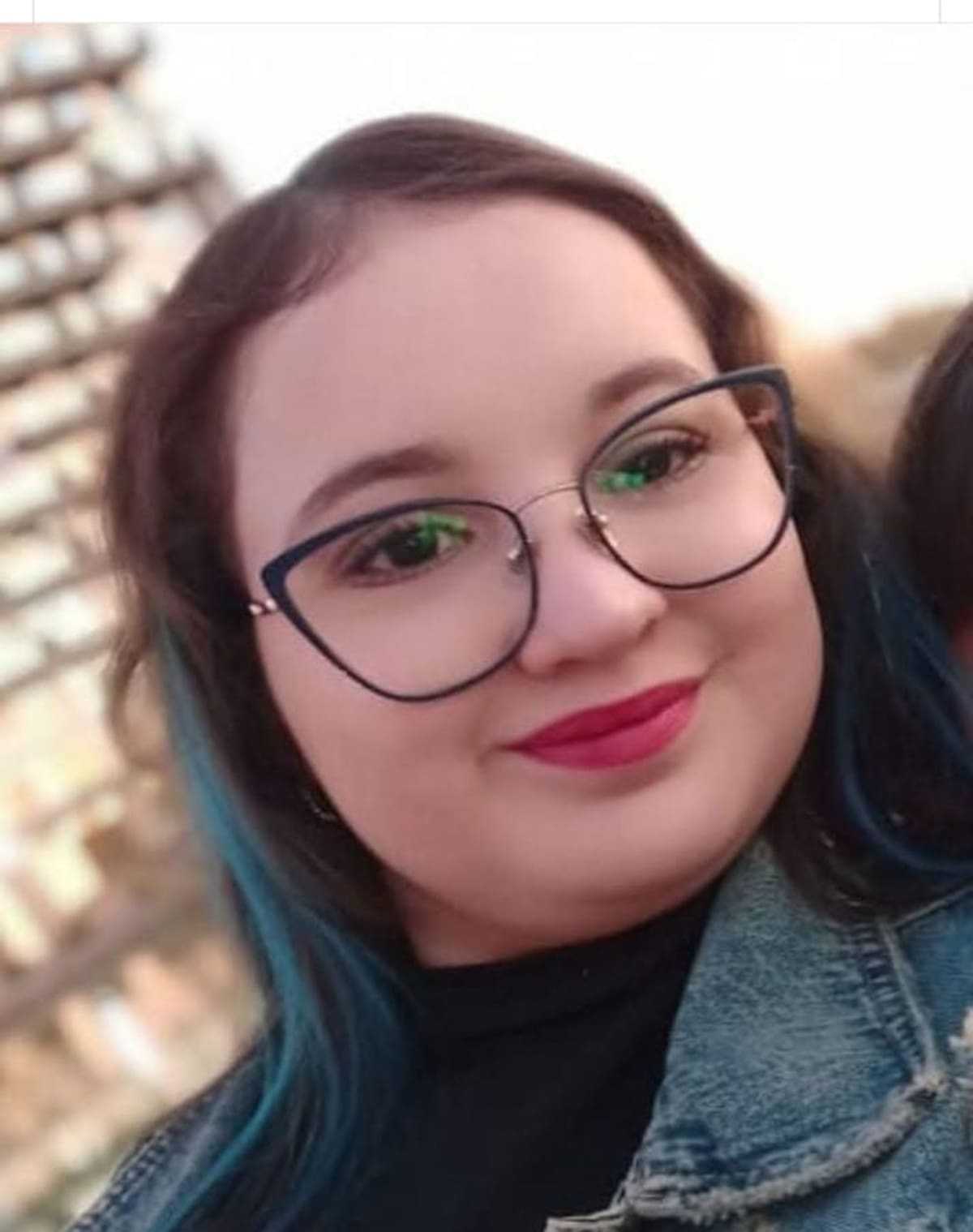 Madre pide apoyo para tratamiento de cáncer ocular de su hija en Ciudad de México. Foto: Especial