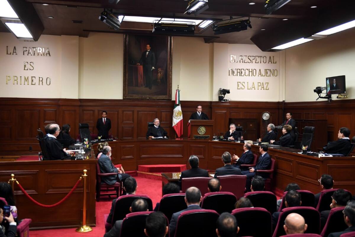 Corte frena fallo sobre acceso de FGR a cuentas