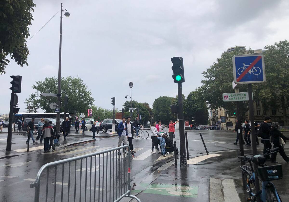 Las calles de Paris se encuentran vigiladas en todo momento.
