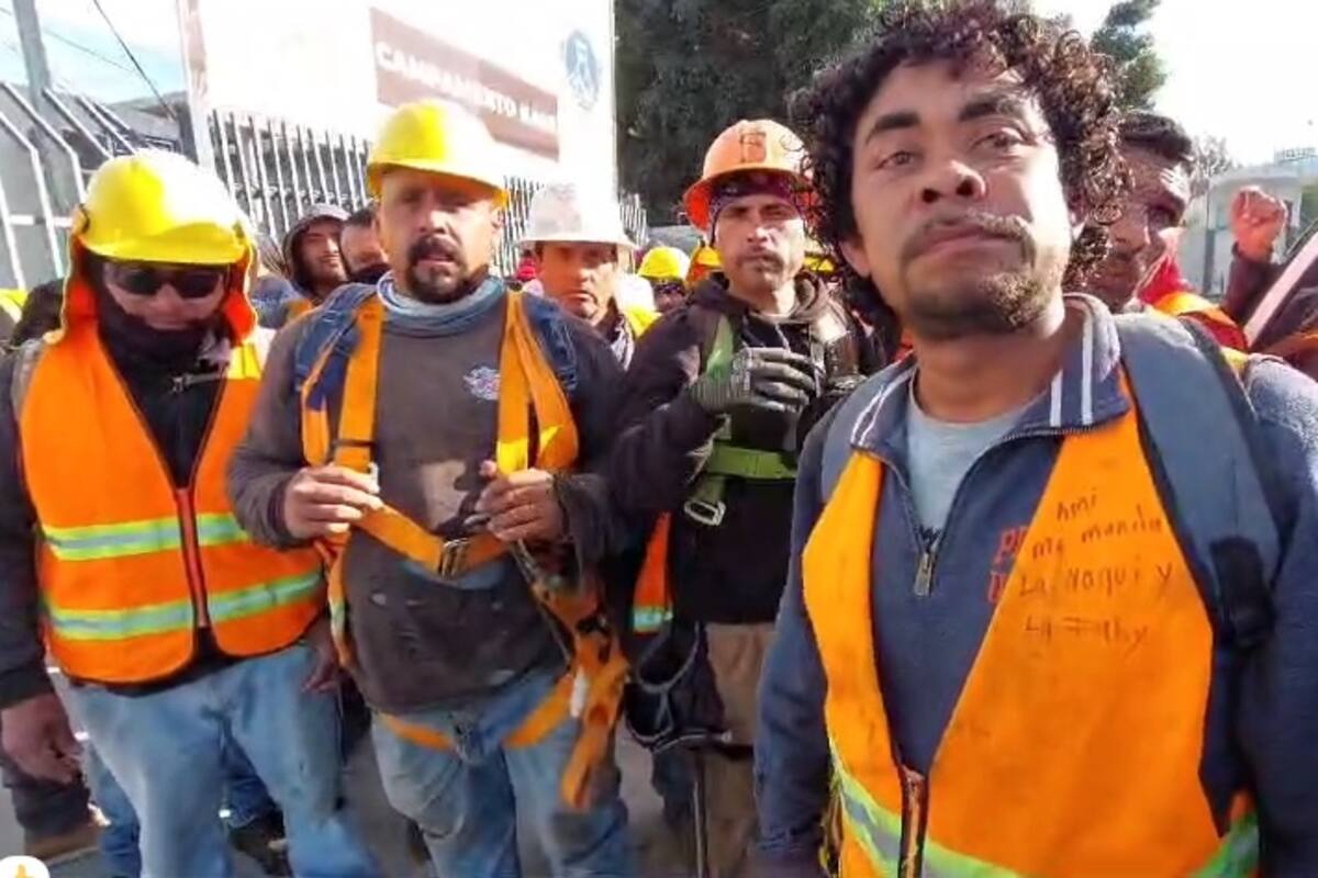 Exigen pago de aguinaldo en Viaducto Elevado