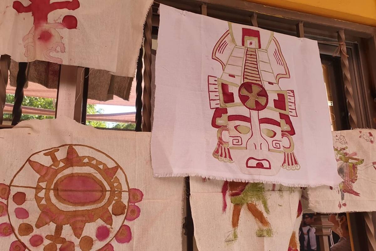 Alumnos de Prepa Kino presentan Tianguis Prehispánico