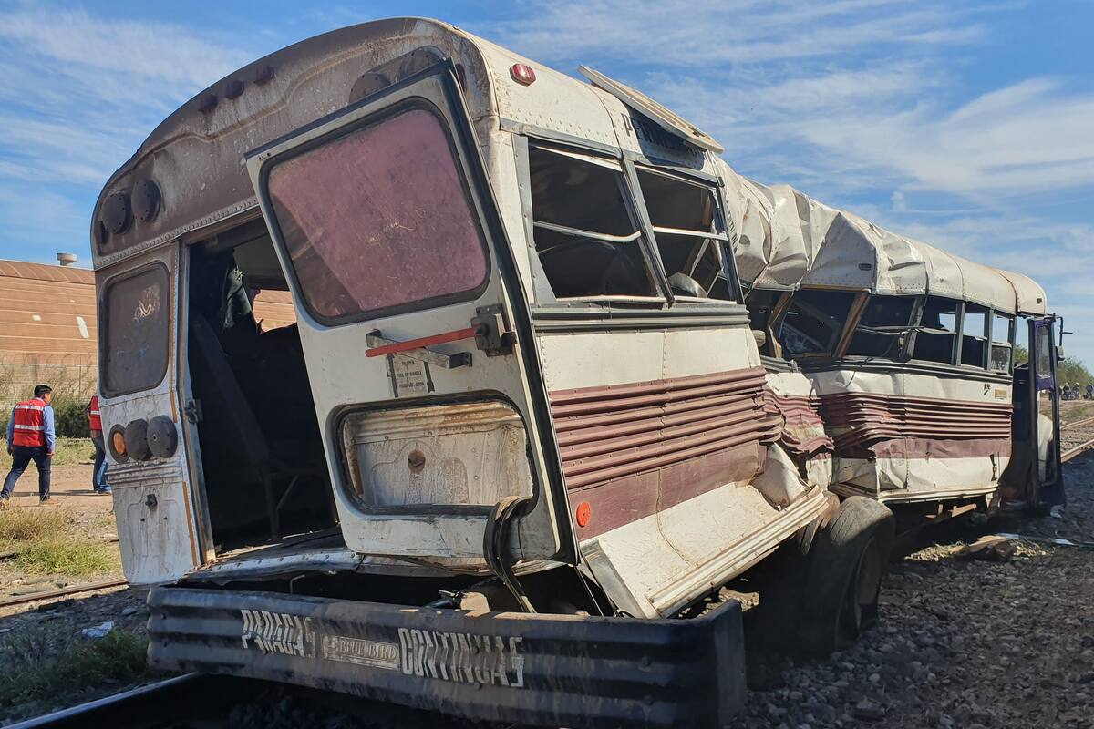 Van 8 jornaleros muertos tras accidente en Vícam