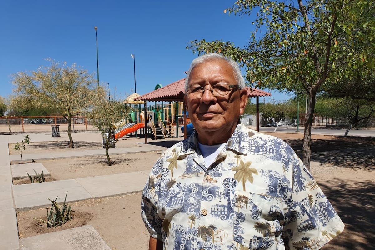 Enrique tiene 13 años a cargo del Parque La Antena en Hermosillo y pide ayuda para mantener limpio el lugar