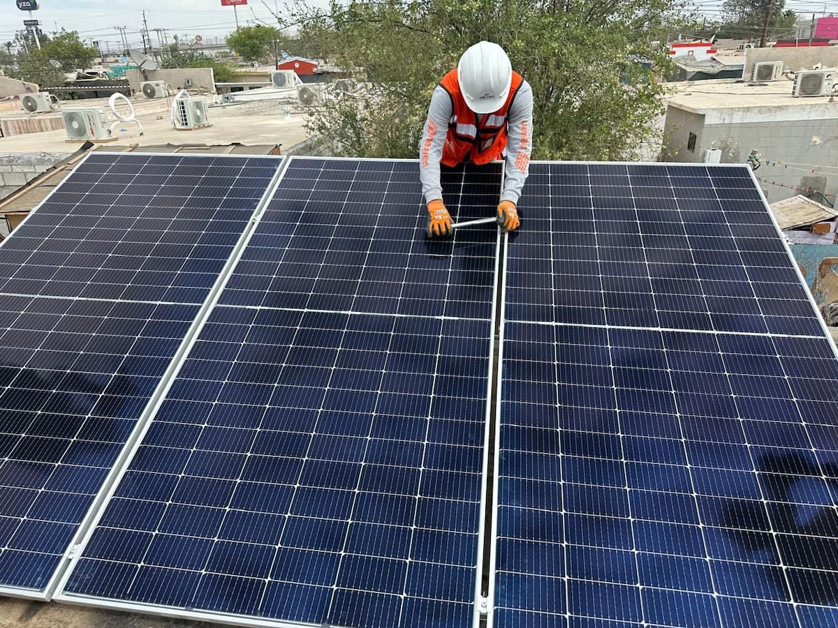 El registro se realiza a través de la plataforma oficial del programa, donde los interesados deben ingresar su número de servicio eléctrico para verificar si cumplen con los requisitos establecidos.│Foto: Cortesía
