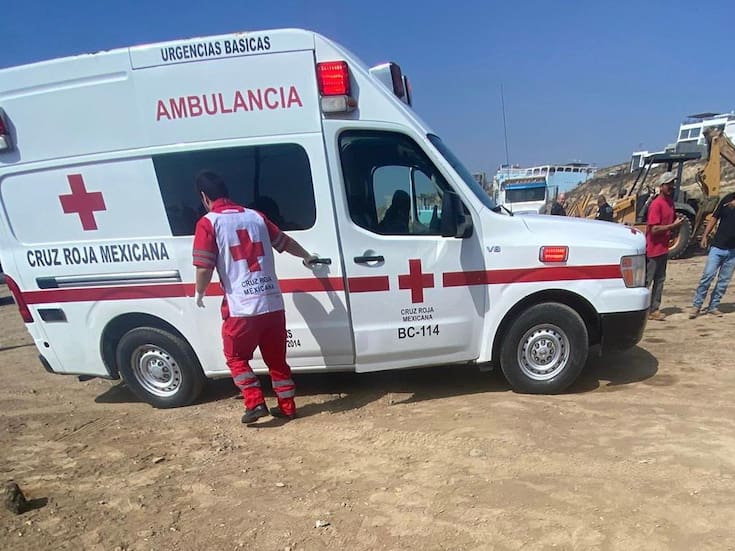 Buscan ampliar servicios médicos en Cruz Roja Rosarito; analizan reapertura nocturna
