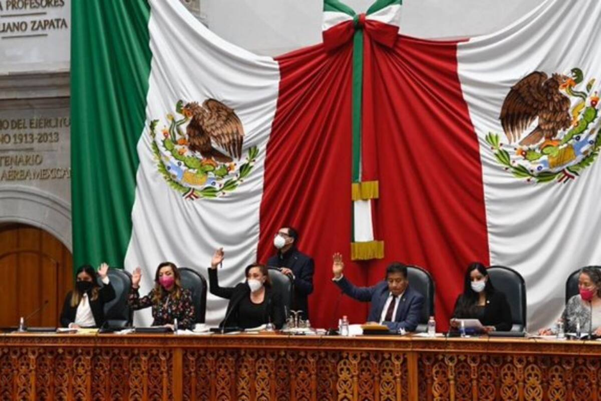 Morena promueve reducción de diputados locales en Edomex