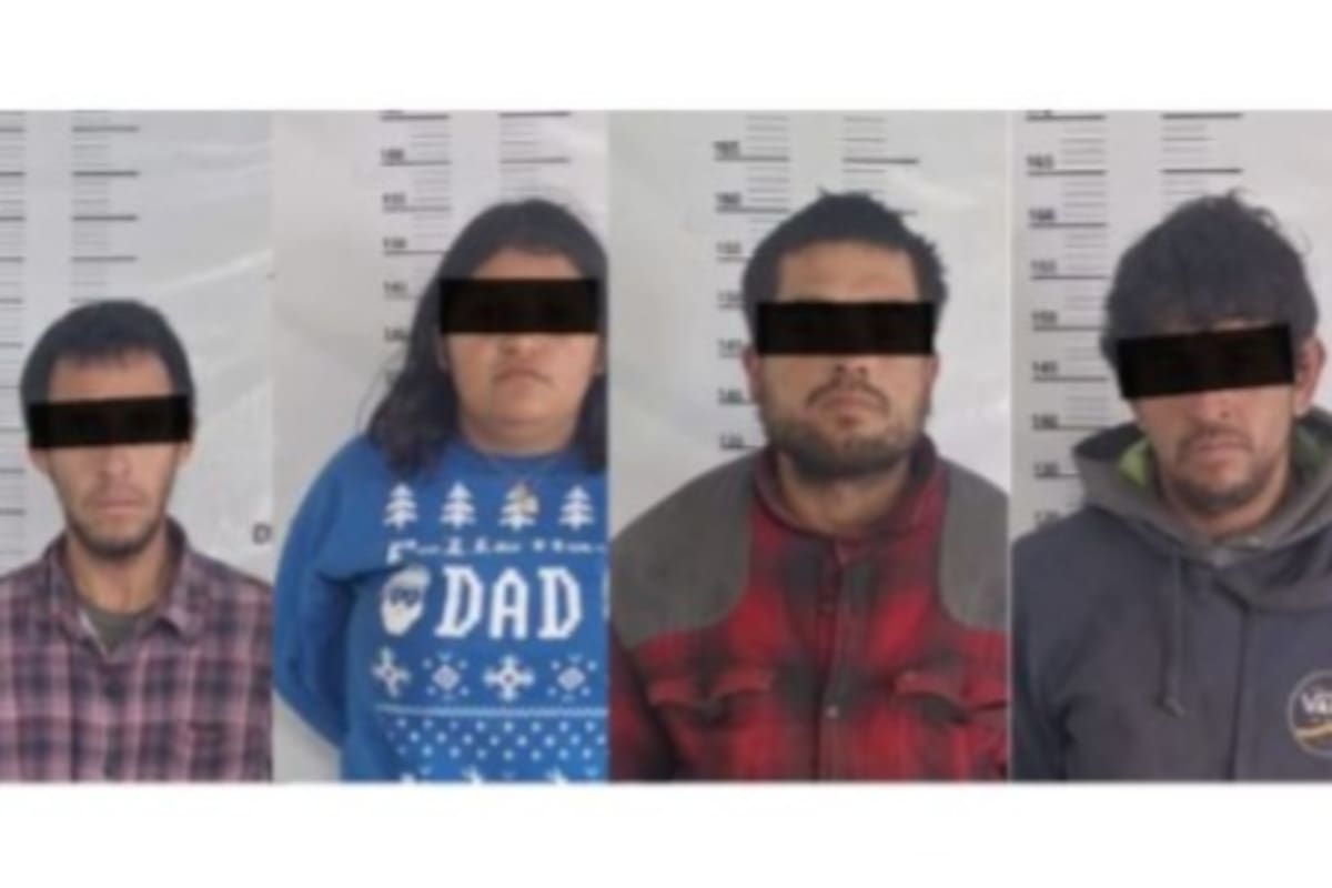 Sorprenden a cinco robando escombro con metal de un tren